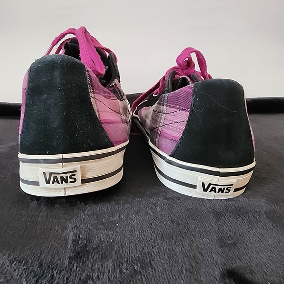 Vans Plaid Athletic Shoes with Pink Laces - Picture 9 of 9